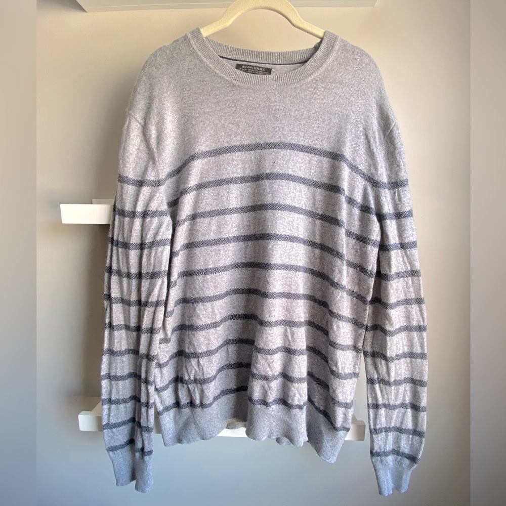 Men’s Banana Republic Pima Cotton Cashmere sweater EUC L